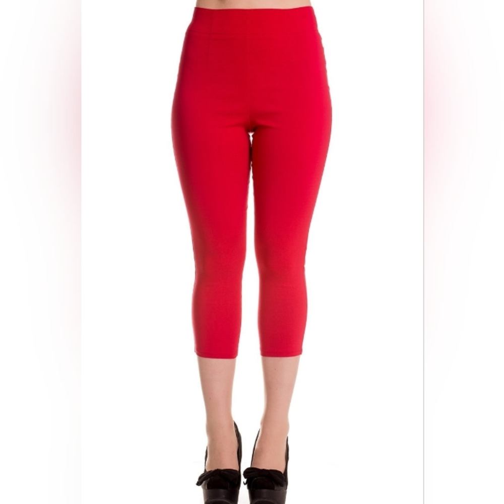 Hell Bunny Vibrant Red Capris